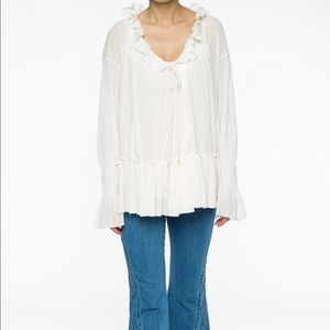 See By Chloe Pirate Oversized Peasant Boho Blouse